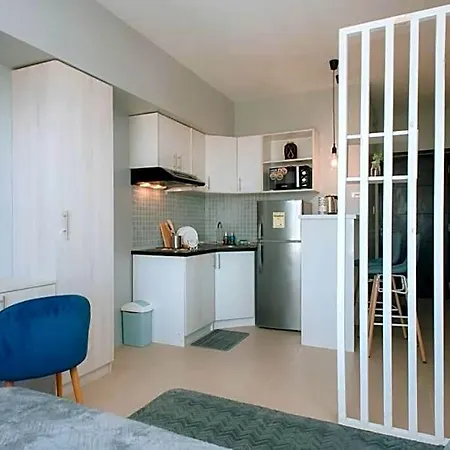 Studio Unit At Avida Towers Riala Tower 2 Cebu It Park With Pool And Wifi